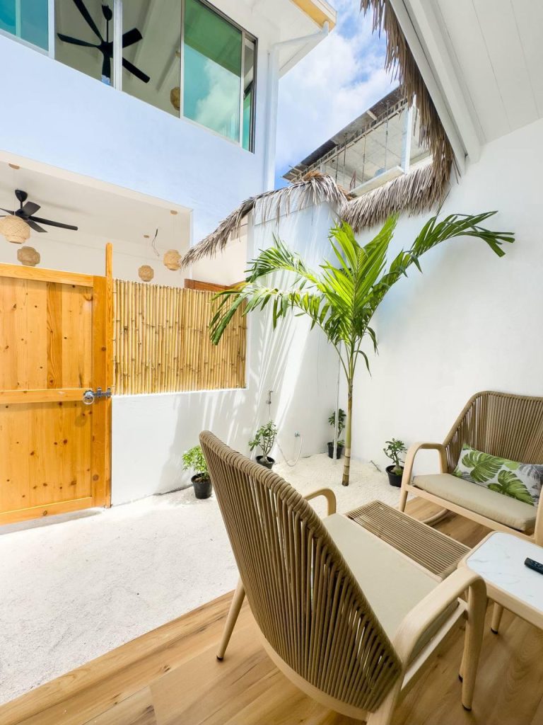 Room patio
