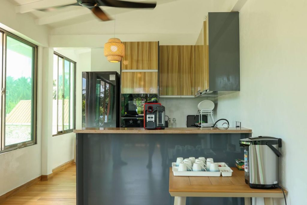 Coffee and tea amenities